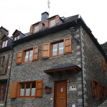 Apartamentos Valle De Aran Mont 外观 照片